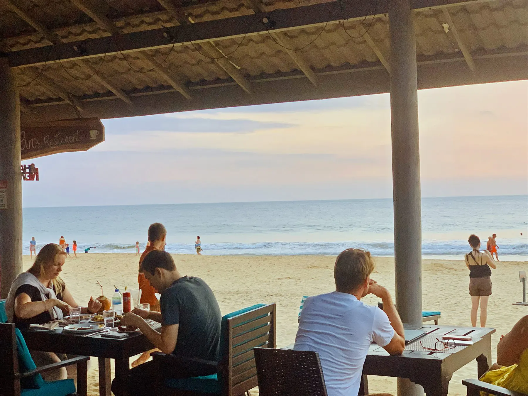 Beachfront dining in Sri Lanka