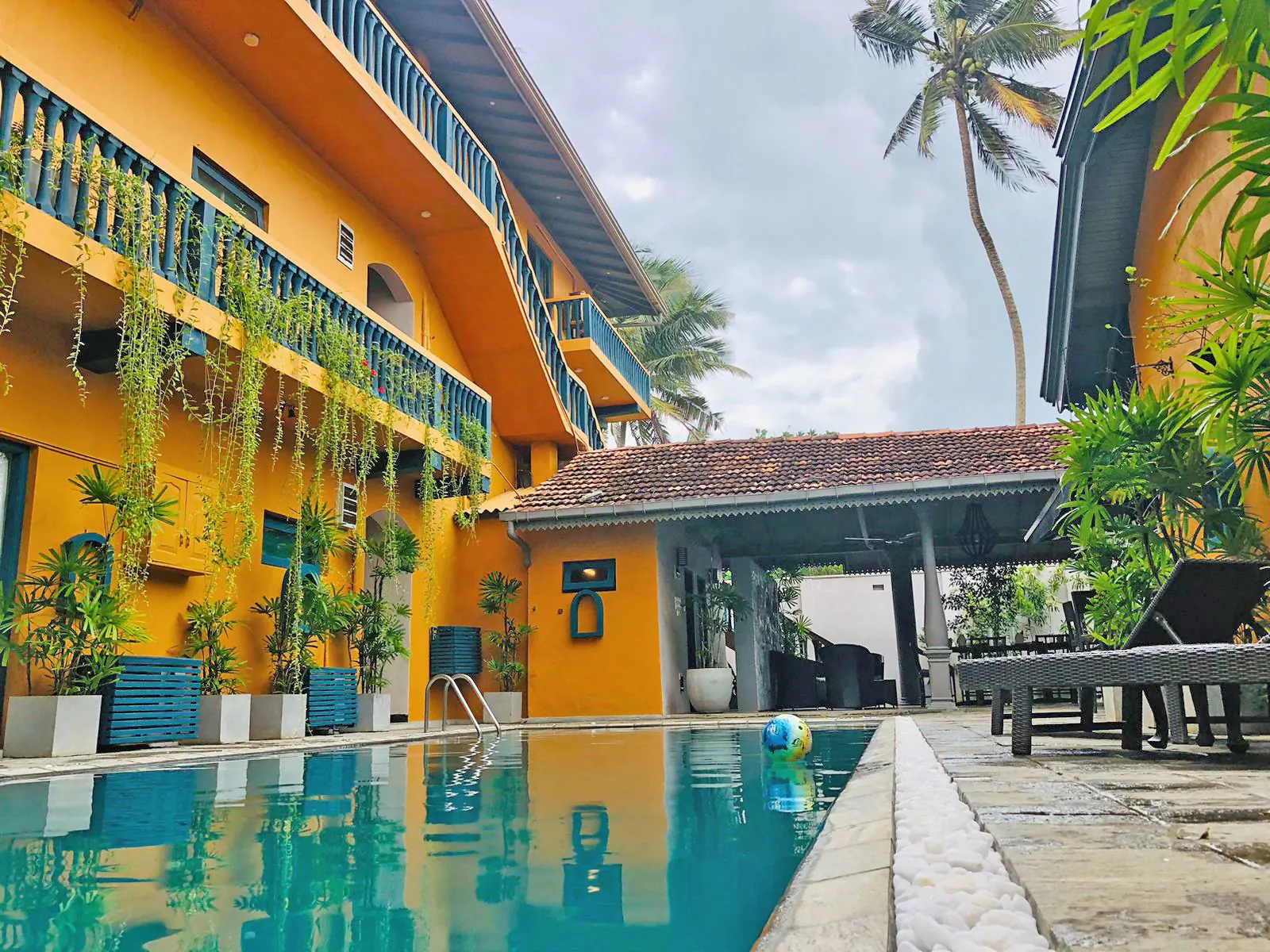 Pool pavilion